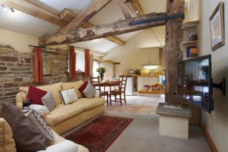Smallshaw Farm Cottages - interior: Bramble